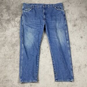 Wrangler Jeans Mens 44x29* Straight Leg Medium‎ Wash Blue Denim